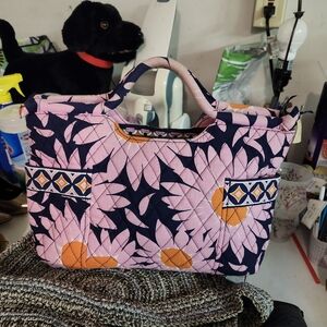 Like New Vera Bradley handbag